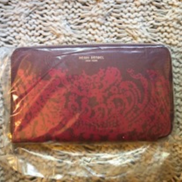 *HOST PICK* henri bendel Wallet *NEW* - Picture 4 of 13